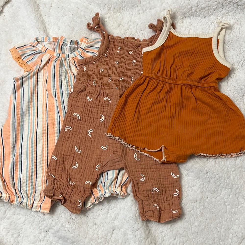 Bundle of rompers